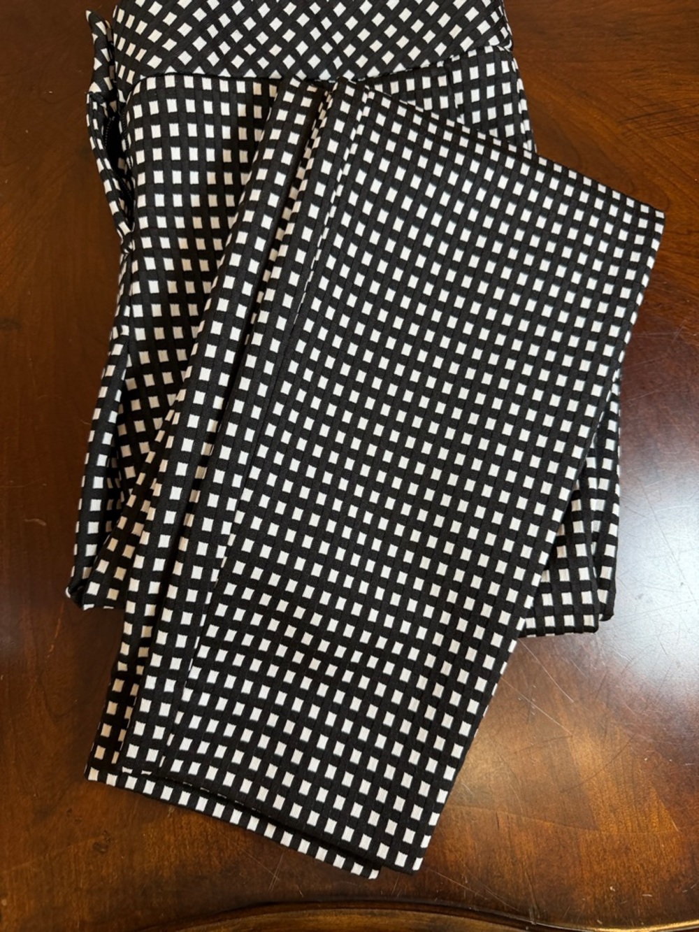 Express Black and White Checkered Pants - Picture 7 of 8